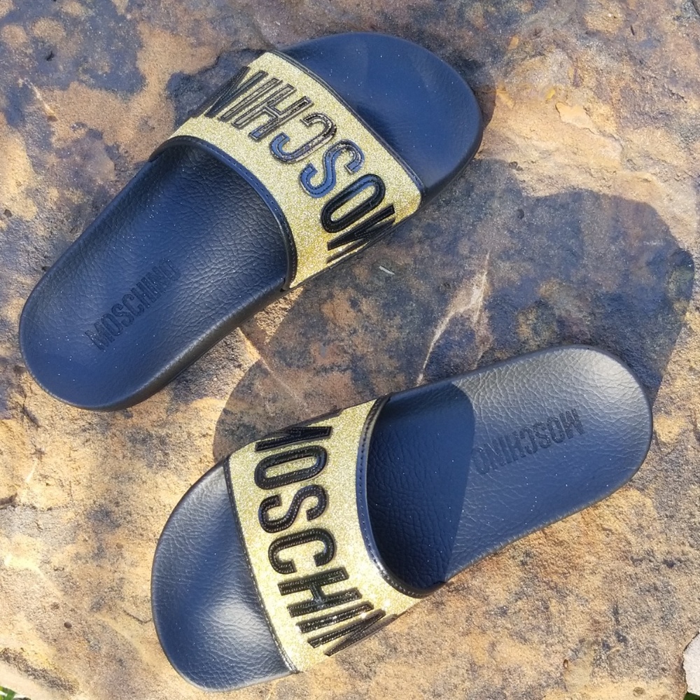 💯% AUTHENTIC MOSCHINO GLITTER LOGO SLIDES